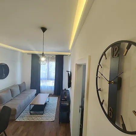 Velika Recepcija Cc Magnet