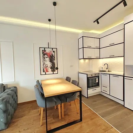 Aparthotel Velika Recepcija Cc Magnet 4*