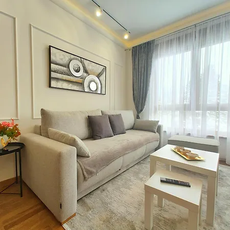 Aparthotel Velika Recepcija Cc Magnet 4*